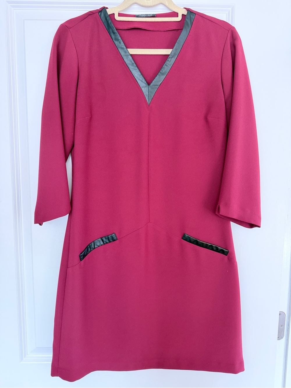 Fabrika Burgundy V Neck Faux Leather Trim Mini Shift Dress US 4